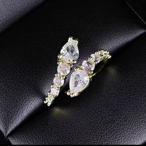 Elegant Adjustable Double Teardrop CZ Ring – Silver/Gold Finish